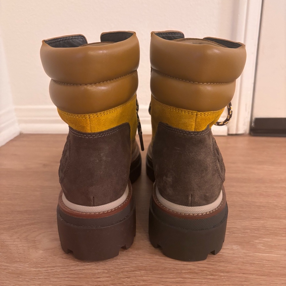 TORY BURCH - Miller Lug Hiker Boot - Size W 7.5 - Brown Suede Lace-Up Ankle Boot - Picture 3 of 5